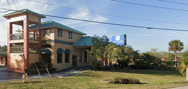 River Side Inn New Port Richey Exteriör bild