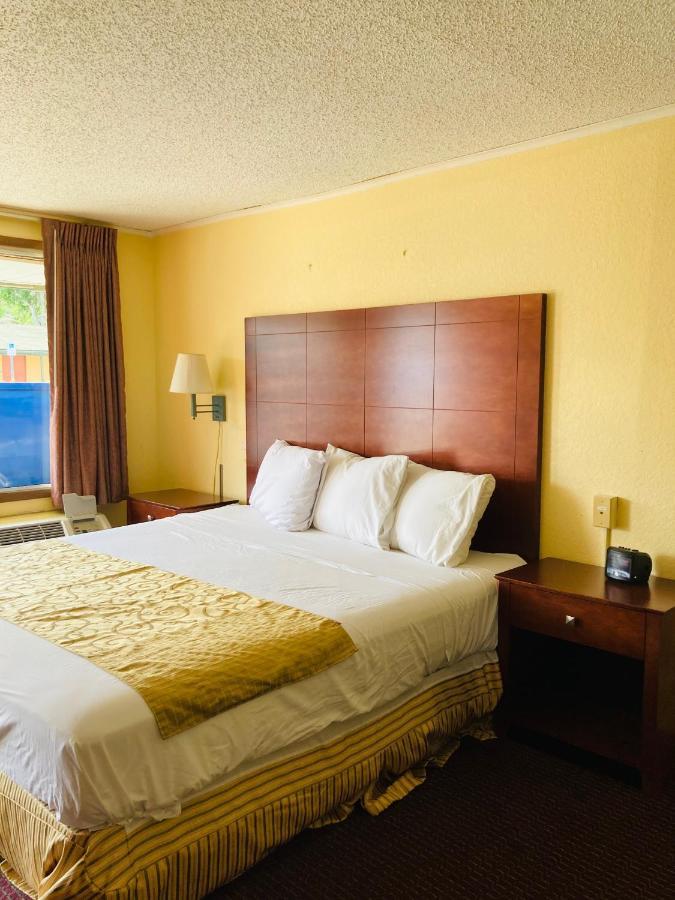 River Side Inn New Port Richey Exteriör bild